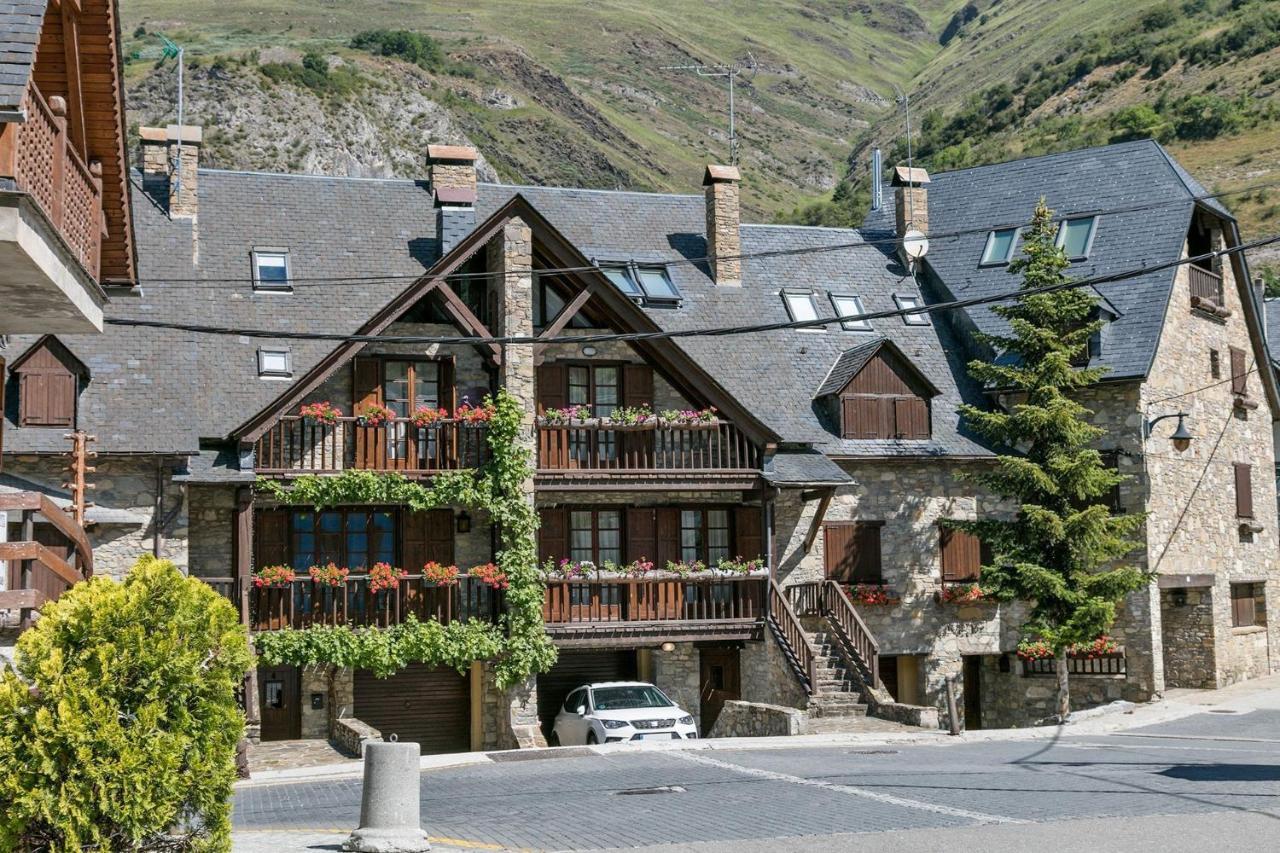 Luderna - Casa Pleta De Arties Pruedo Villa Luaran gambar