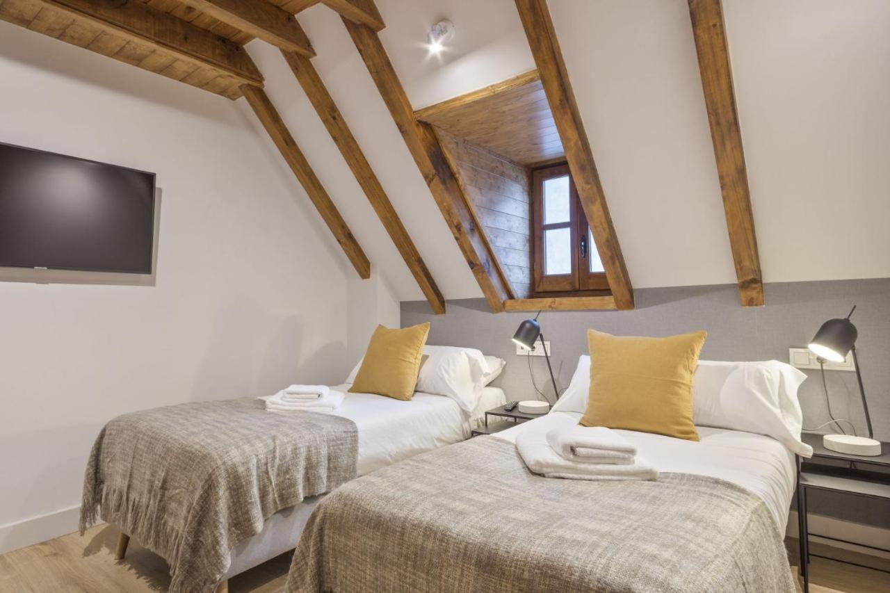 Luderna - Casa Pleta De Arties Pruedo Villa Luaran gambar
